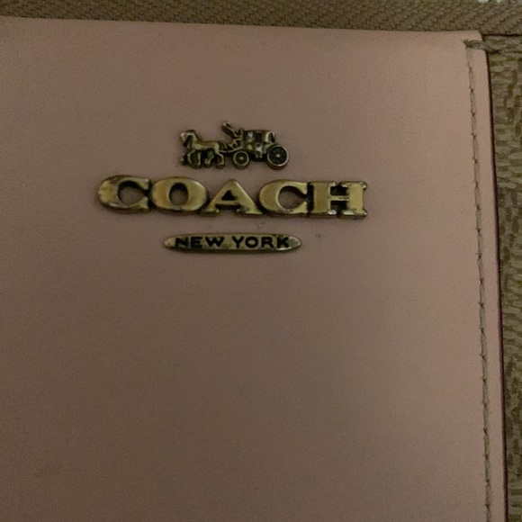 Coach Slim Accordion Zip Wallet In Colorblock Signature Canvas. Tan and pink - Picture 3 of 10